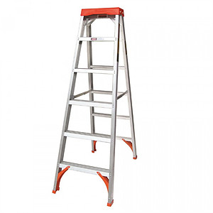 [RENTAL] WINNER WDS04 ALUMINIUM DOUBLE SIDED TANGLEPRUF LADDER 4 STEP 966MM (3.2')